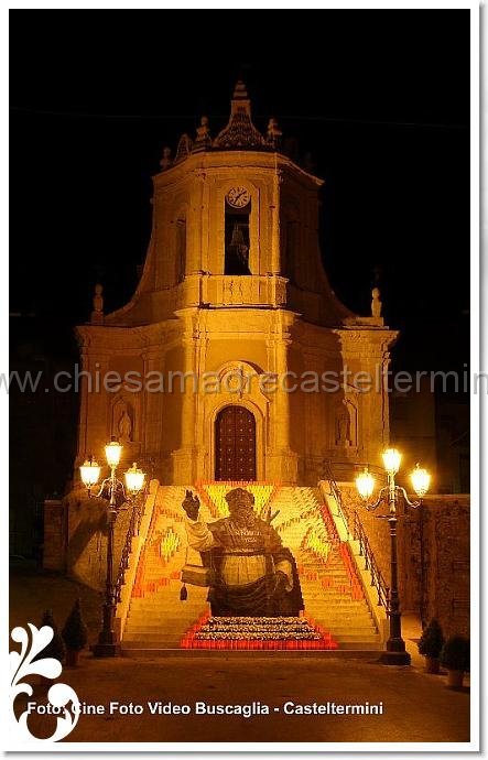 Scalinata San Calogero.jpg - Decorazione Artistica della gradinata della Chiesa di San Giuseppe anno 2008